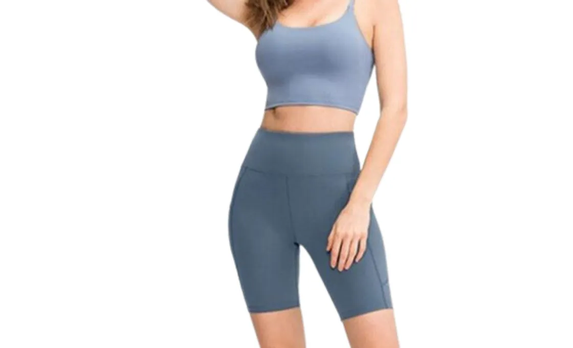 Short leggings manufacturing service with high capacity