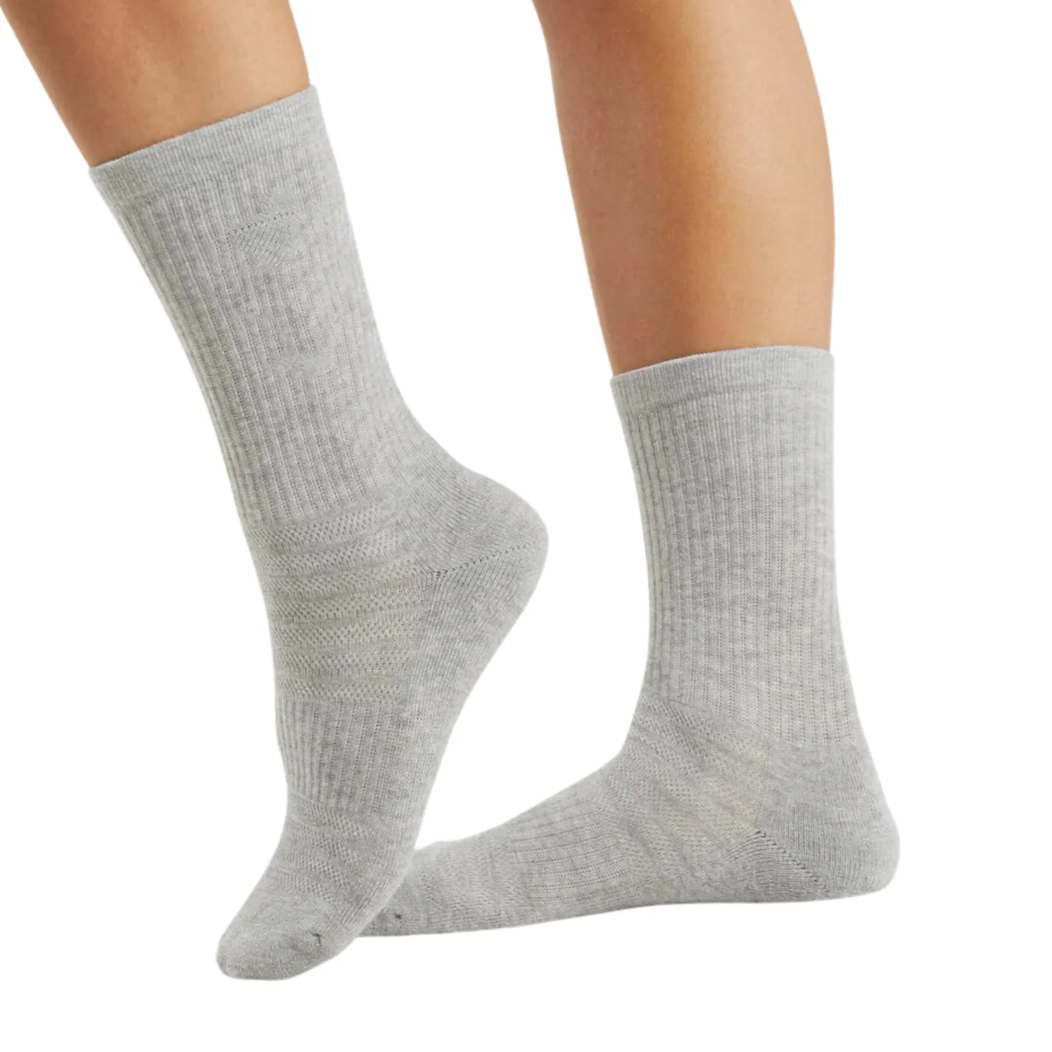 Crew Socks manufacturing with trendy design
