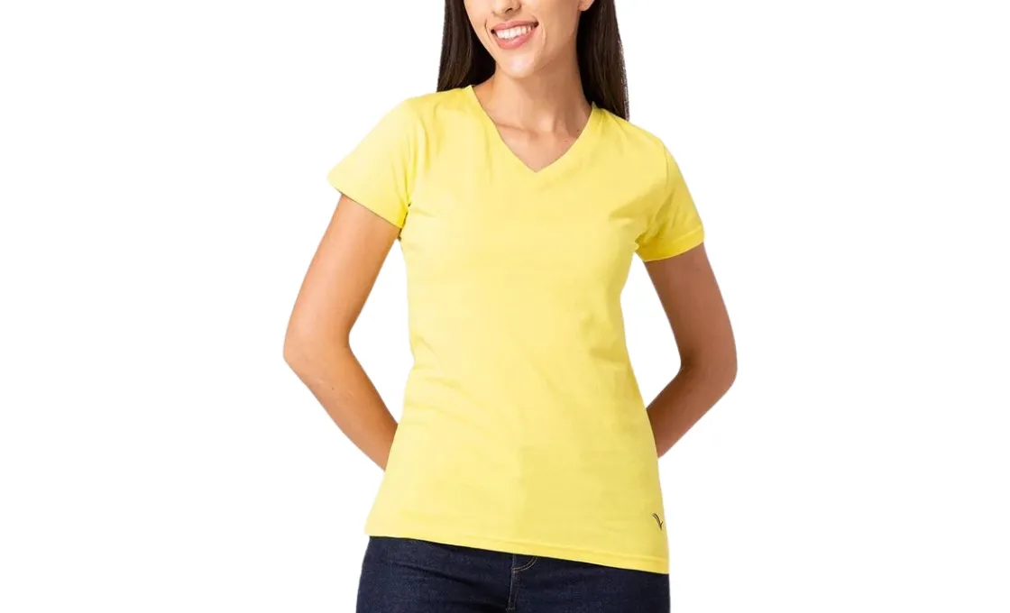 V Neck T-Shirt Manufacturing with Careful Fabric Selection