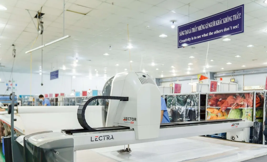 Cut And Sew Clothing Manufacturer cutting machine