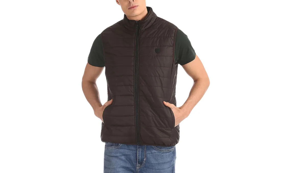 Gilet Jacket Manufacturing Precision in Every Stitch with Commitment to Timely Delivery