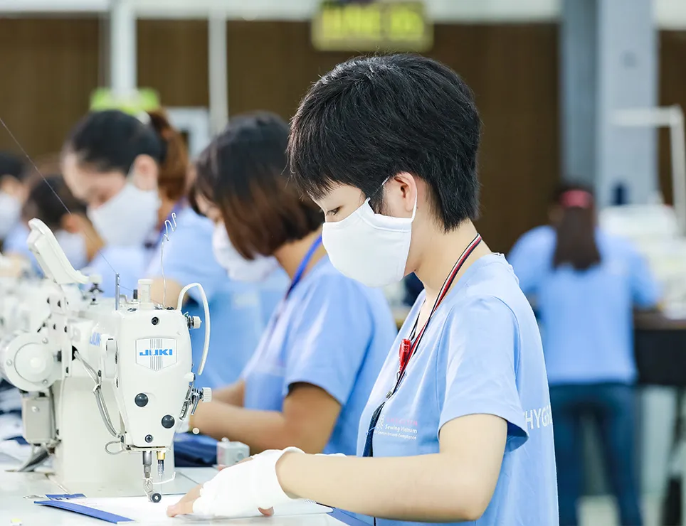 oem odm manufacturing sewing worker